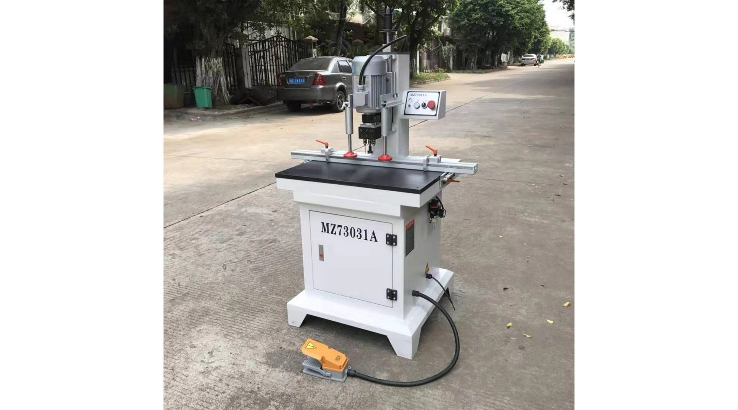 Single Spindle Hinge Drilling MZ73031A - Image 9